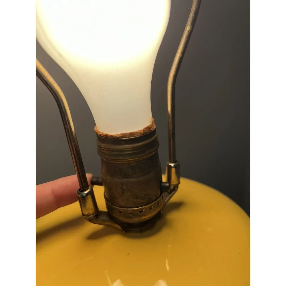 Vintage Mid Century Modern Yellow Pottery Ceramic Table Lamp 40.5